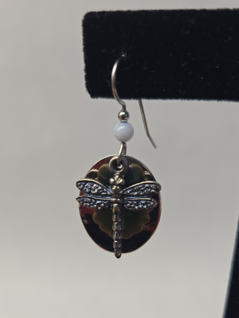 🌷3/$25 Layered Dragonfly Silvertone Dangle Earrings - Picture 6 of 8